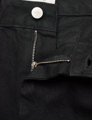 HOLZWEILER - Walk Twill Shorts 22-02 - korte jeansbroeken - black - 3