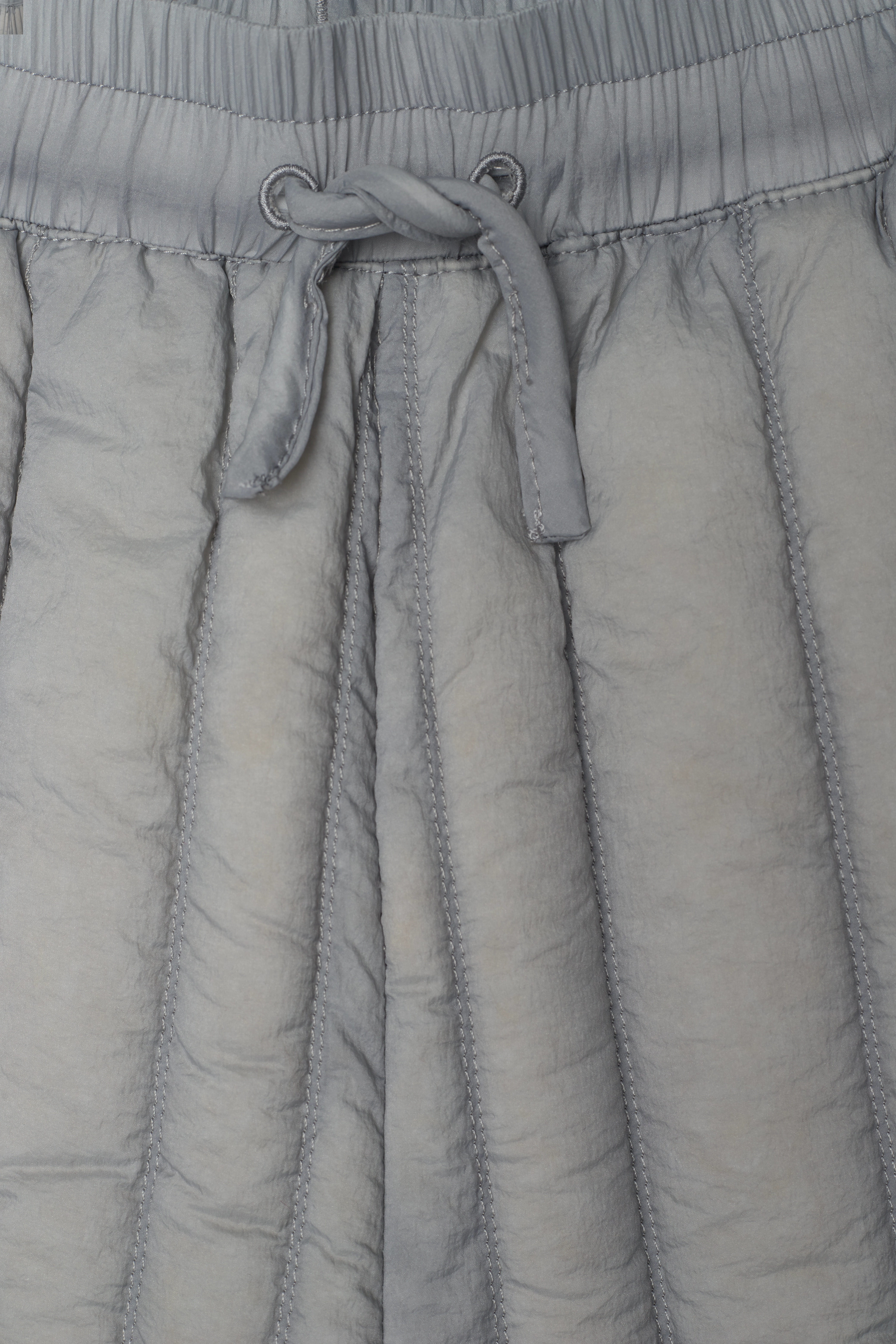 HOLZWEILER - Nefa Down Shorts 22-02 - blue grey - 3