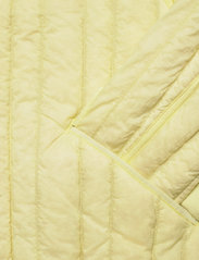 HOLZWEILER - Spring Down Jacket 22-02 - quilted jakker - lt. yellow - 6