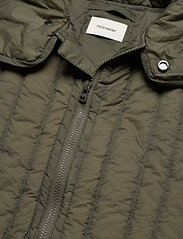 HOLZWEILER - Transition Down Vest 22-02 - vadderade västar - army - 4