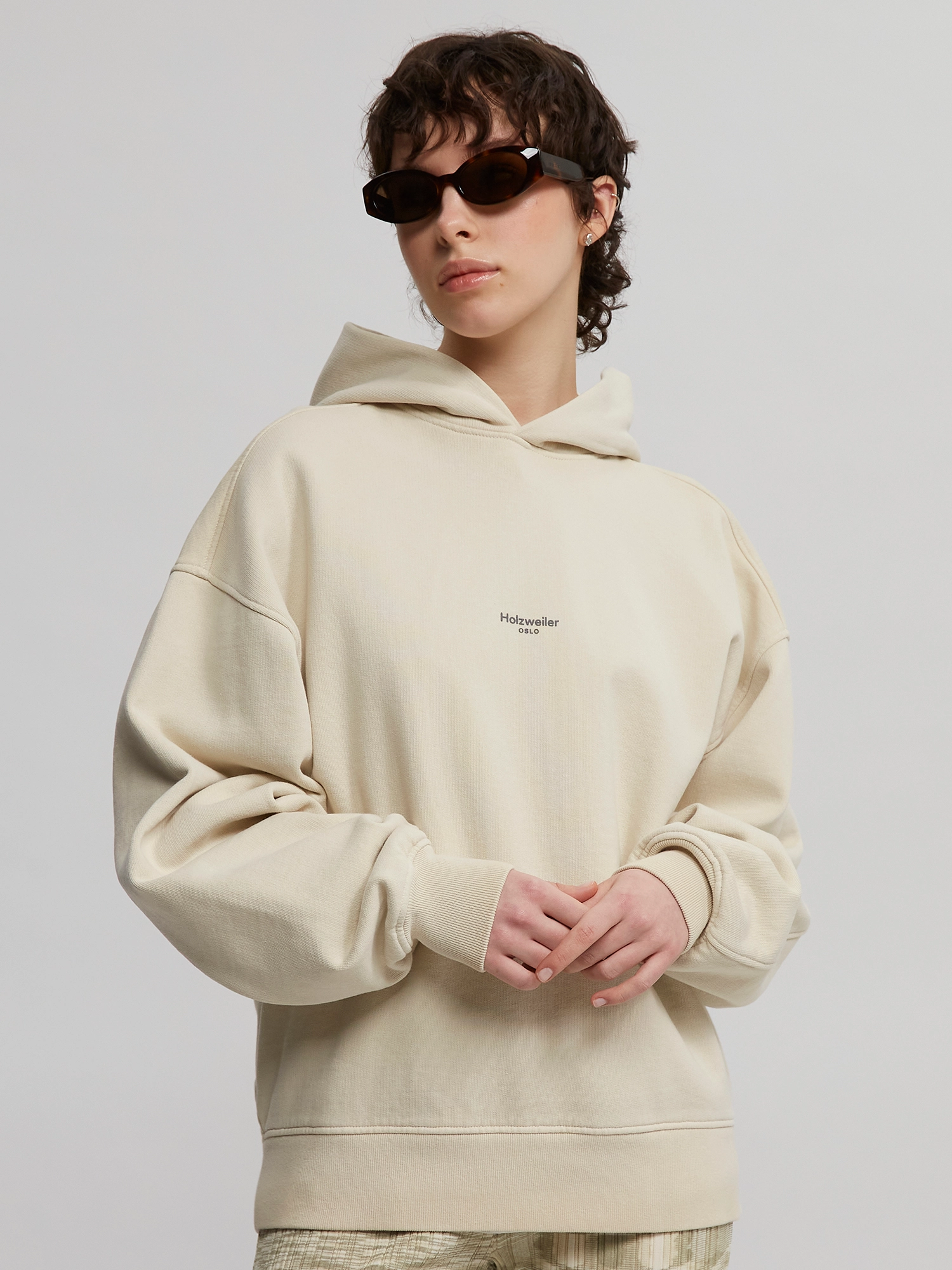 HOLZWEILER - W. Paradise Oslo Hoodie 22-02 - ecru - 2