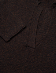HOLZWEILER - Froidis Knit Dress - knitted dresses - dk. brown - 4