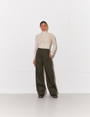 HOLZWEILER - Sara Print Turtle - long-sleeved tops - sand mix - 3