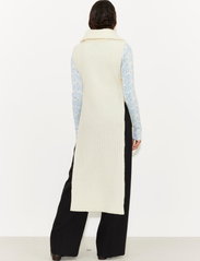 HOLZWEILER - Hafjell Knit Long - knitted dresses - ecru - 7