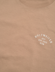HOLZWEILER - Ranger Stamp Tee - basis-t-skjorter - brown - 5