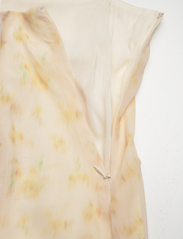 HOLZWEILER - Ivy Print Skirt - festtøj til outletpriser - yellow mix - 3