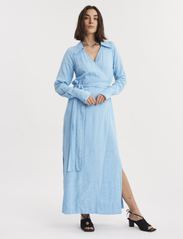 HOLZWEILER - Wander Dress - omlottklänningar - blue - 4