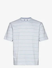 HOLZWEILER - M. Hanger Striped Tee - t-shirts - blue mix - 0