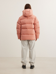 HOLZWEILER - Besseggen Down Jacket - winter jackets - pink - 5