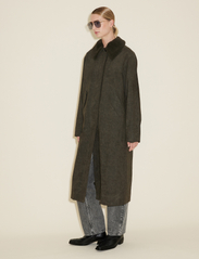 HOLZWEILER - Diana Long Coat - winter coats - dk. green - 5
