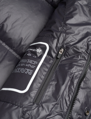 HOLZWEILER - Narvik Short Down Jacket - padded jackets - black - 4