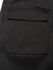 HOLZWEILER - Caro Cargo Skirt - short skirts - black - 2