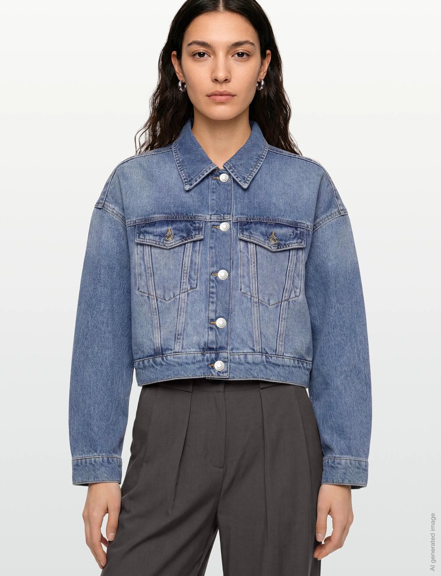 HOLZWEILER - W Cropped Denim Jacket - spring jackets - lt. blue - 3