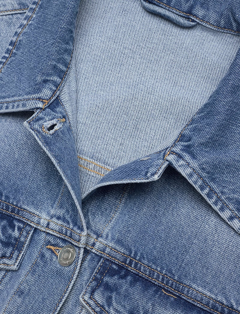 HOLZWEILER - W Cropped Denim Jacket - spring jackets - lt. blue - 2