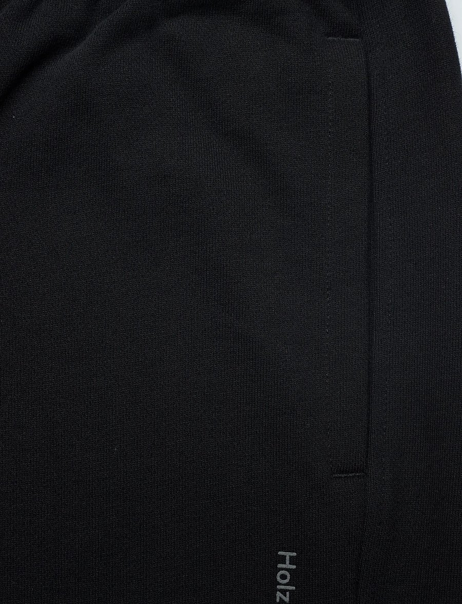 HOLZWEILER - M. Relaxed Shorts - vabaaja lühikesed püksid - black - 2