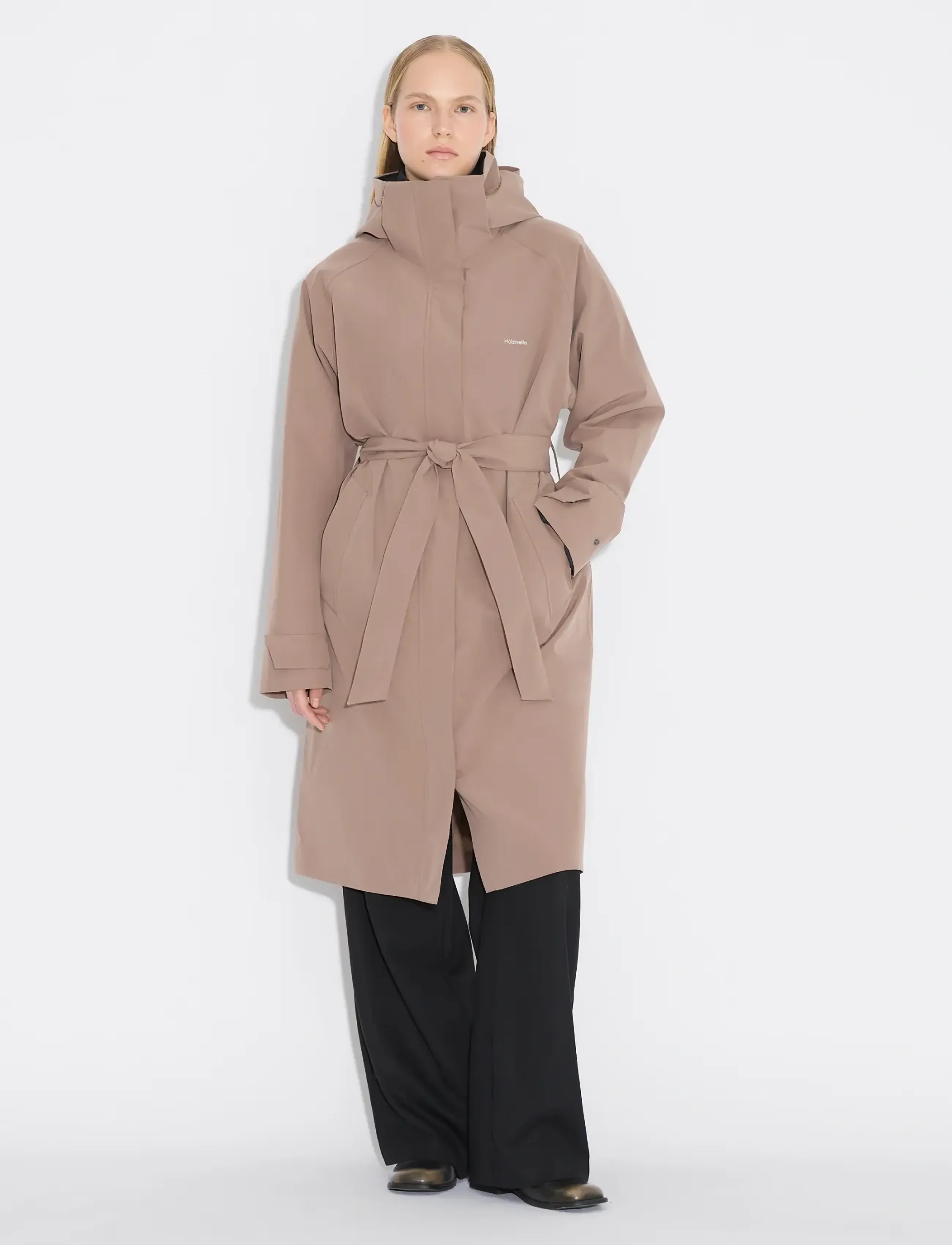 HOLZWEILER Flow Belt Jacket, M, Brown, Frakker > Lette Frakker, Dame