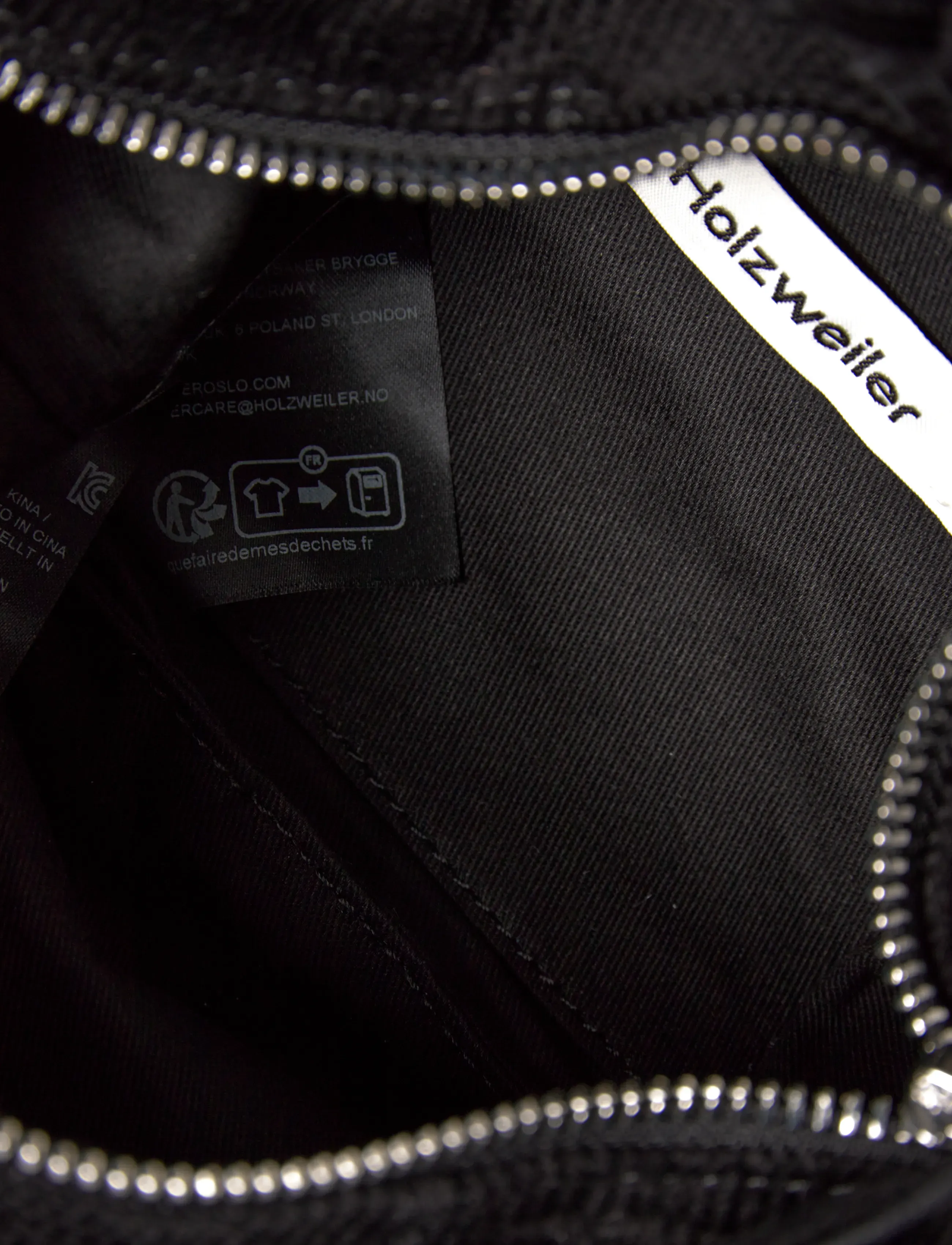 HOLZWEILER - Cocoon Corduroy Micro Bag - besondere anlässe - black - 4