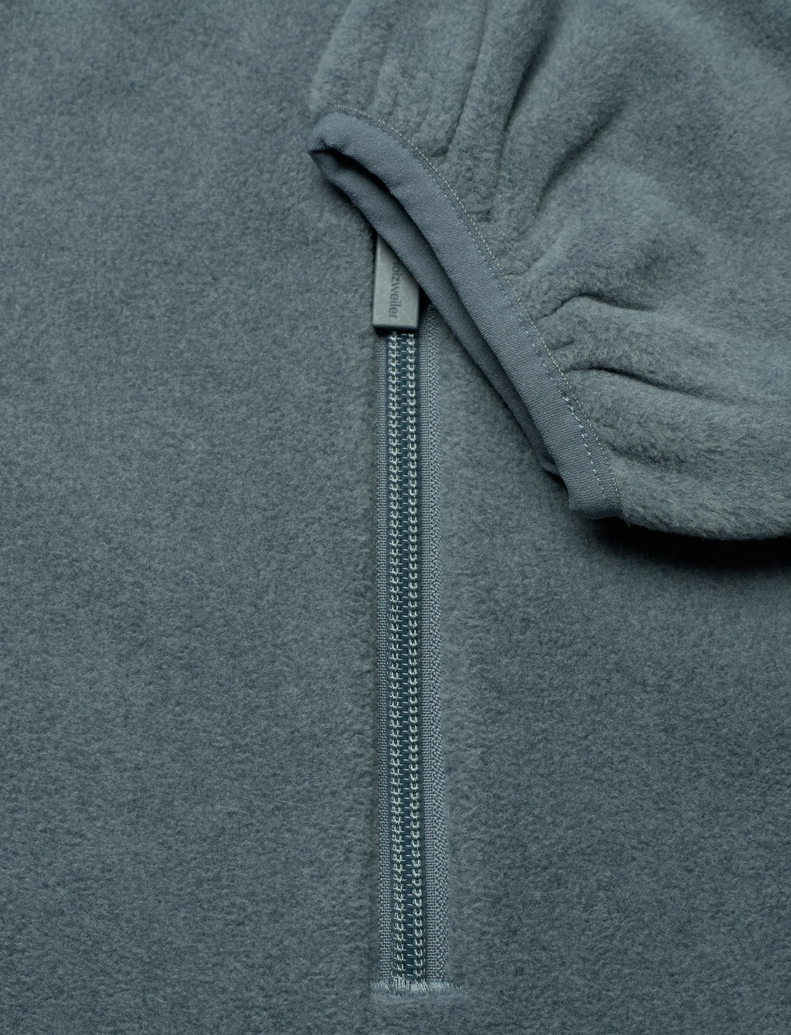 HOLZWEILER - Regular Fleece Jacket - plānas virsjakas - dusty blue - 4
