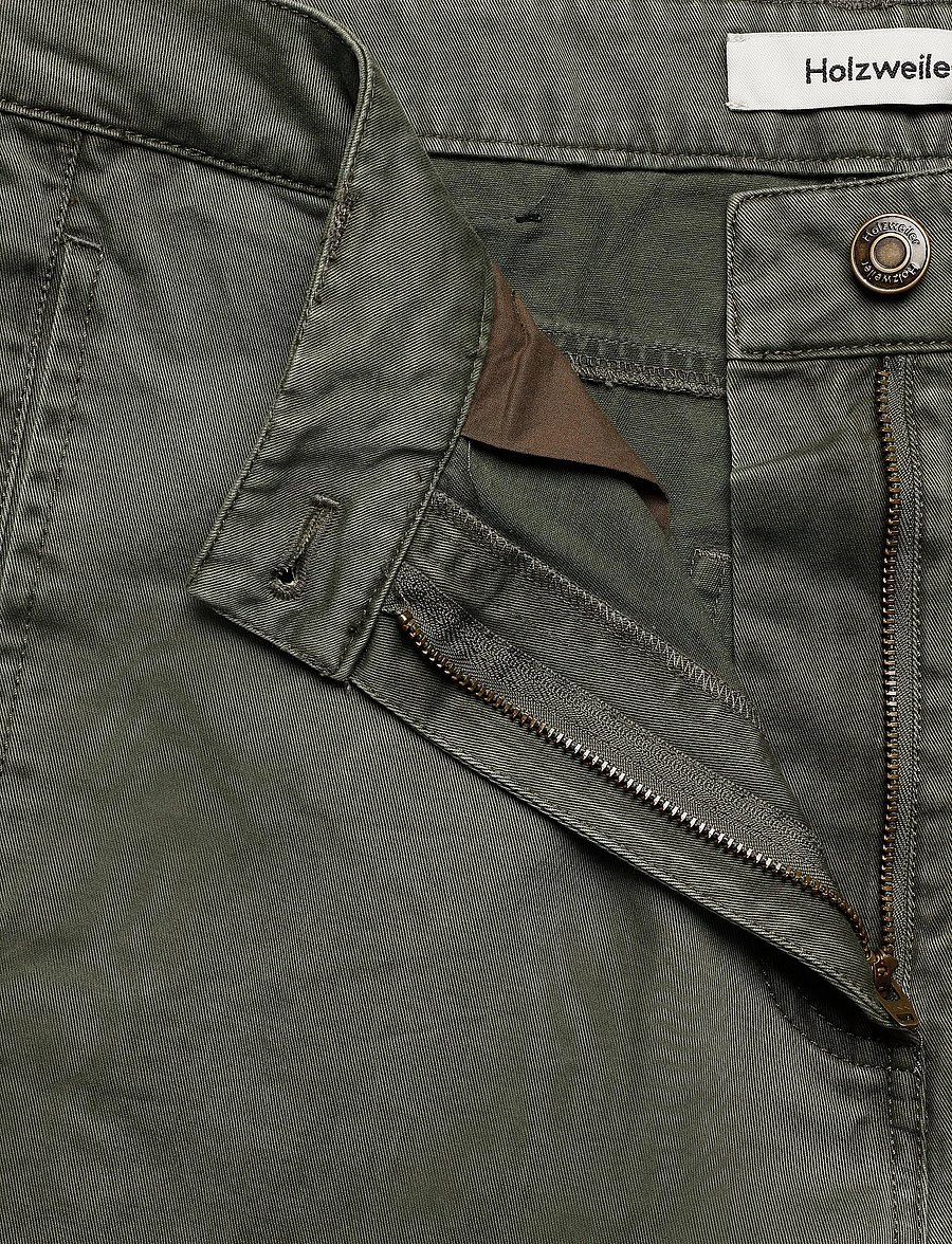 HOLZWEILER - Ruby Barrel Trousers - hosen mit geradem bein - dk. green - 2