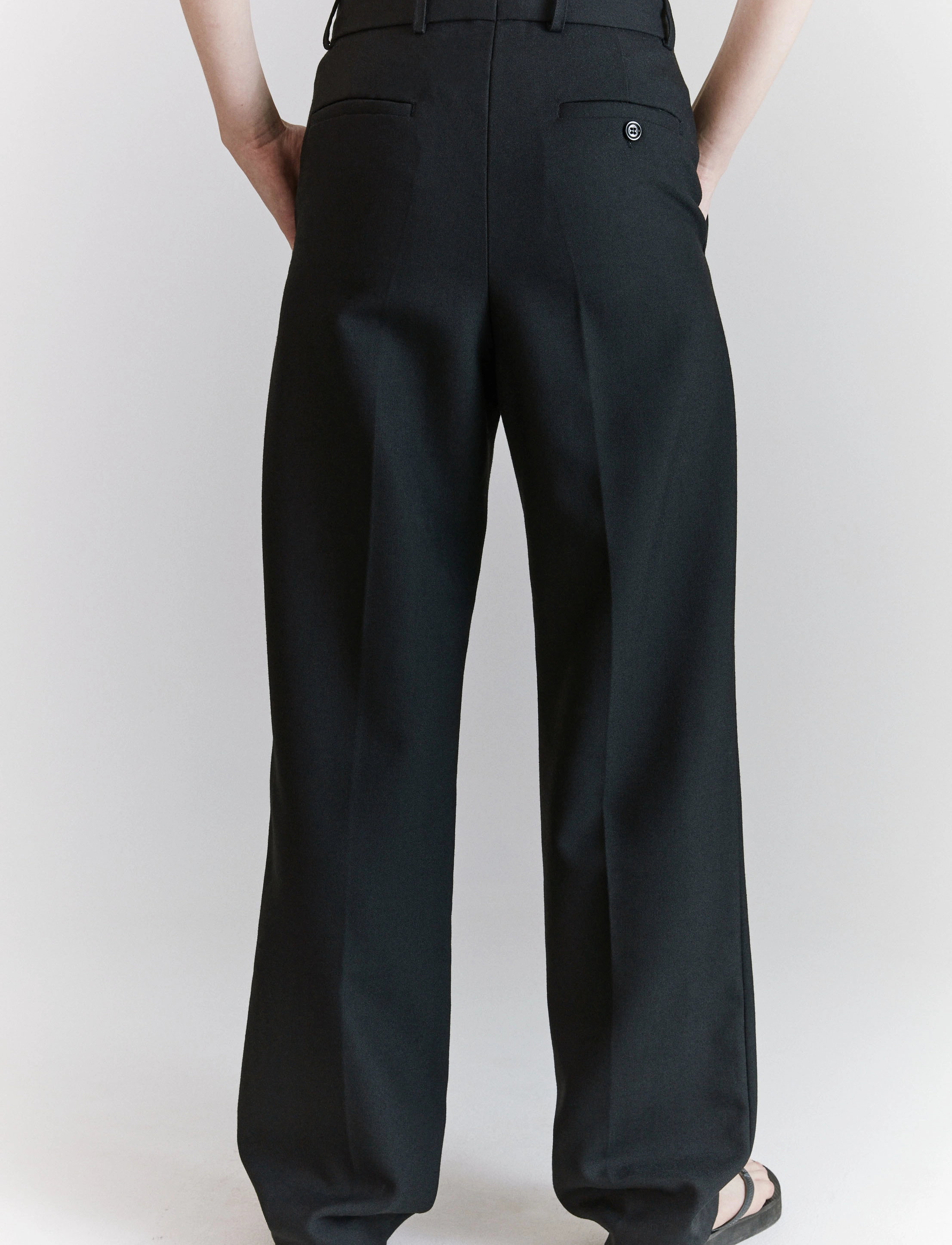 Hope - Straight-leg Suit Trousers - pidulikud püksid - black - 3