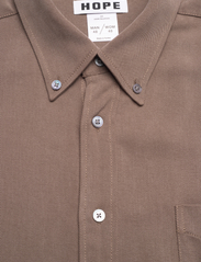 Hope - Oversized Tencel Shirt - peruskauluspaidat - mud brown - 5