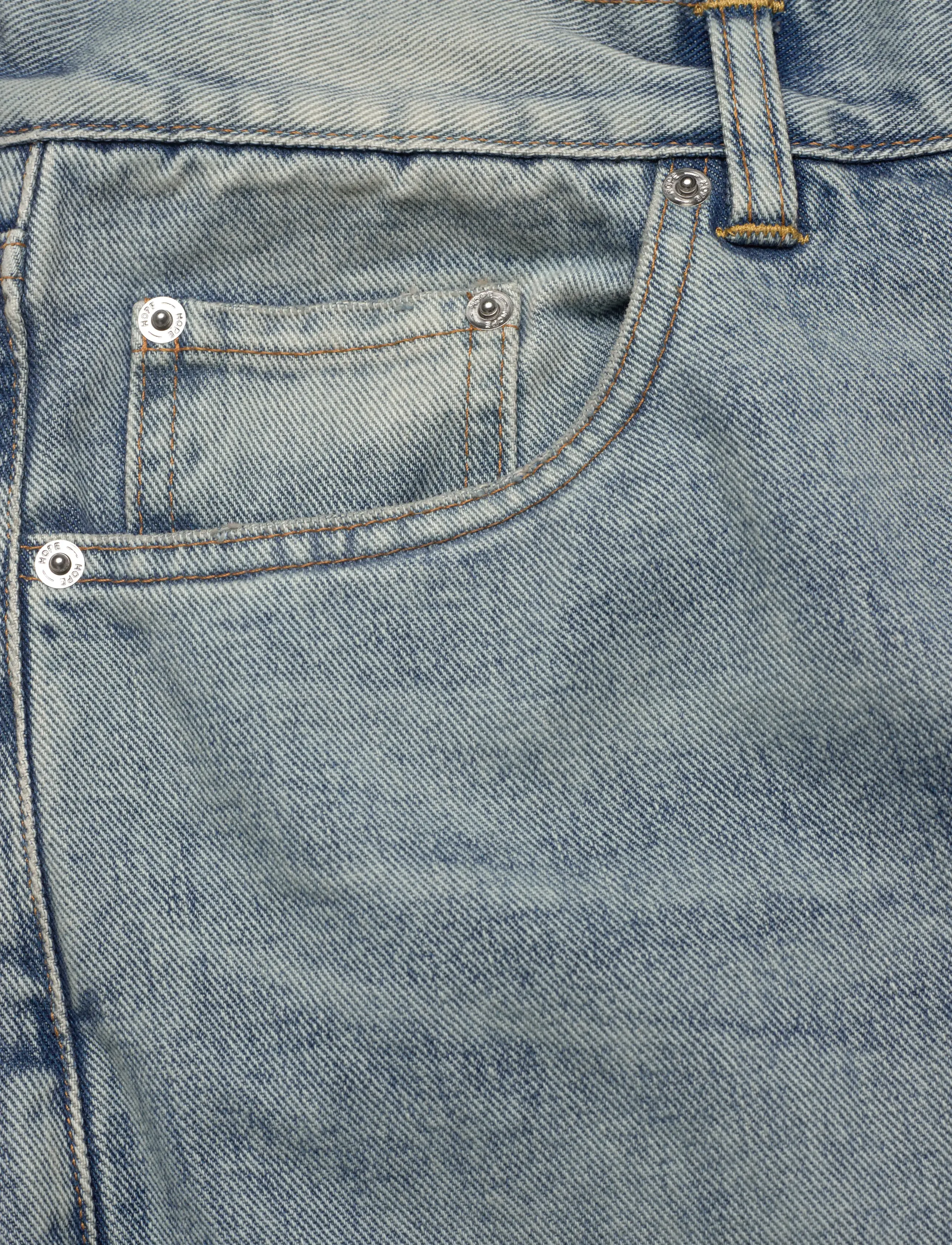 Hope - SHAKE JEANS - alt laienevad teksad - light blue crease - 2