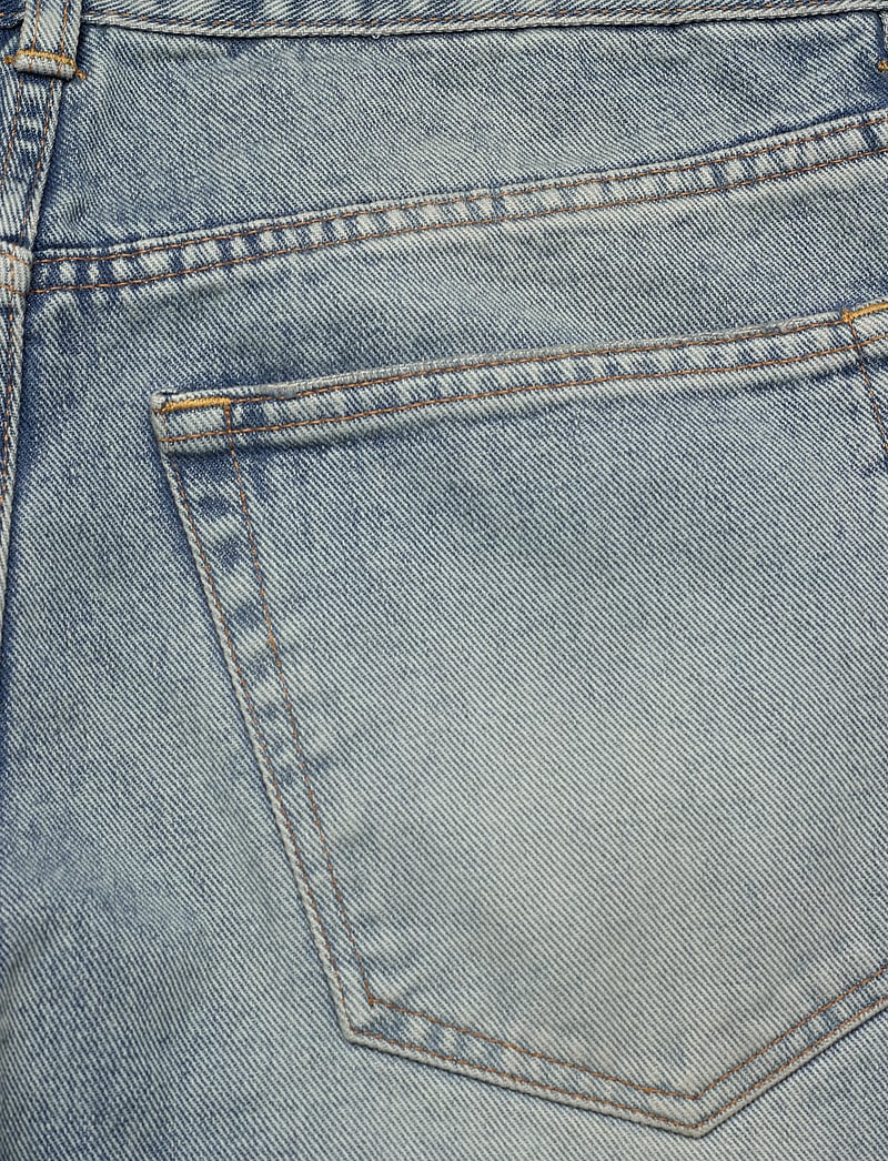 Hope - Shake Jeans - alt laienevad teksad - light blue crease - 4