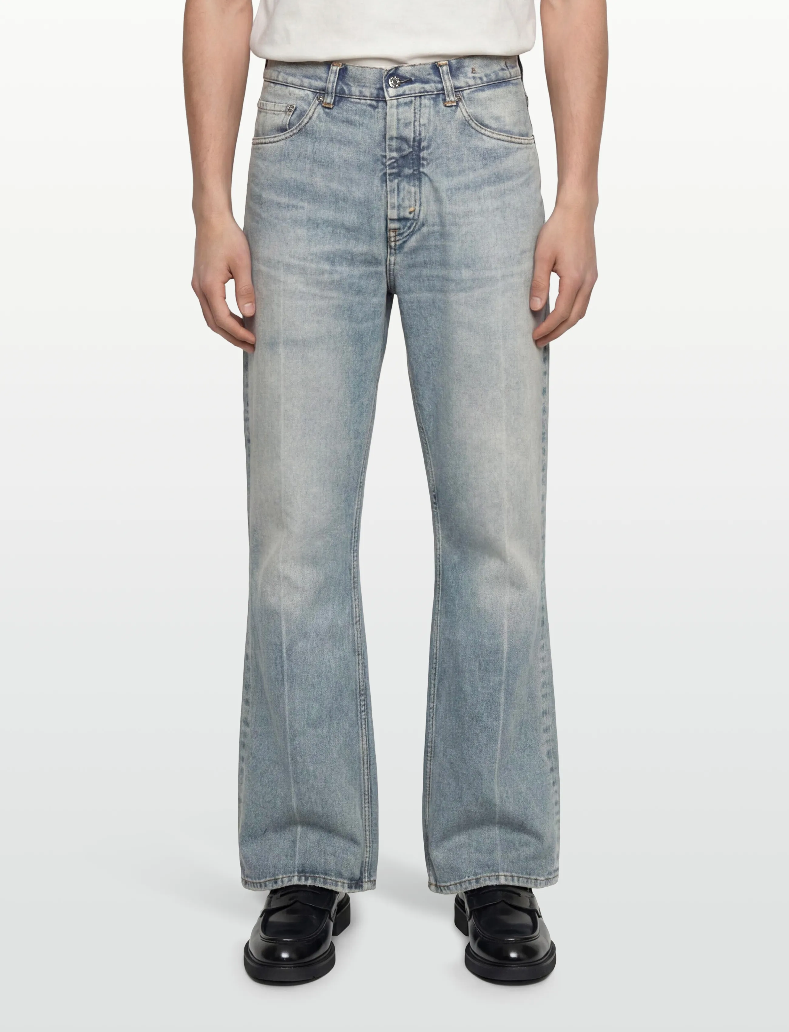 Hope - Criss Jeans - loose jeans - light blue crease - 3