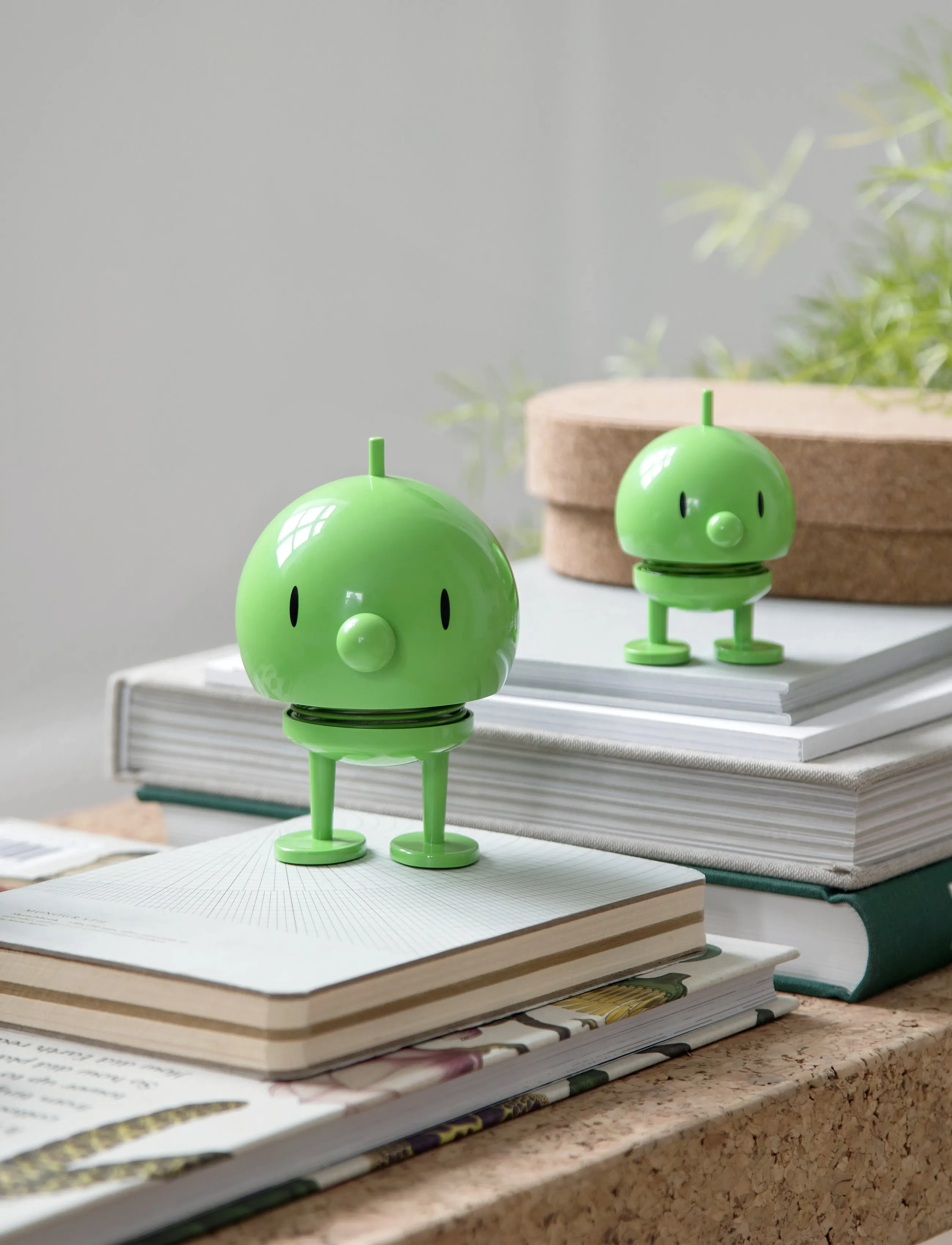 Hoptimist Hoptimist Bumble, M, Green, Dekorativt Tilbehør-Detaljer > Porcelænsfigurer Og -Skulpturer, Unisex