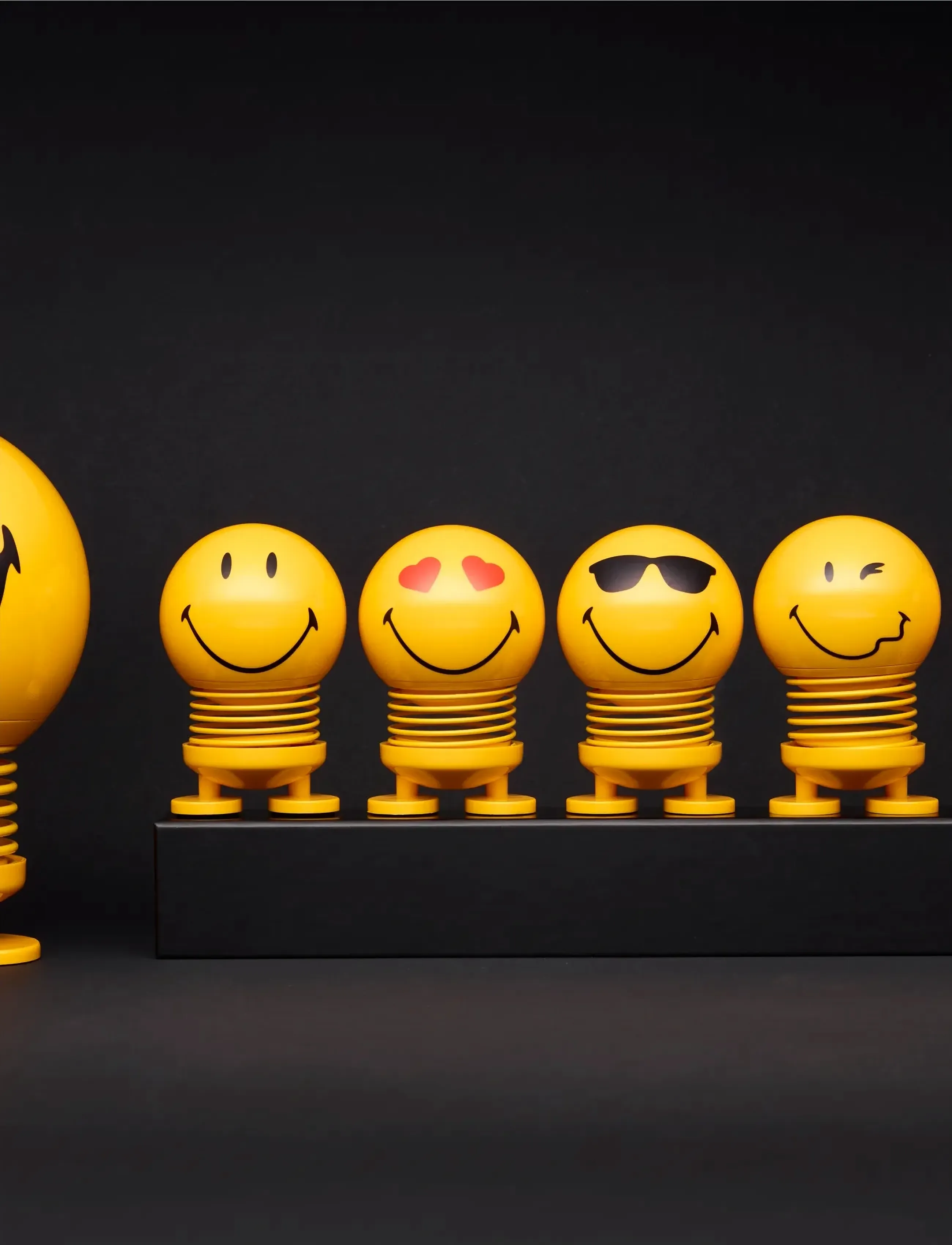 Hoptimist - Hoptimist Smiley Love - hahmot ja veistokset - yellow - 3