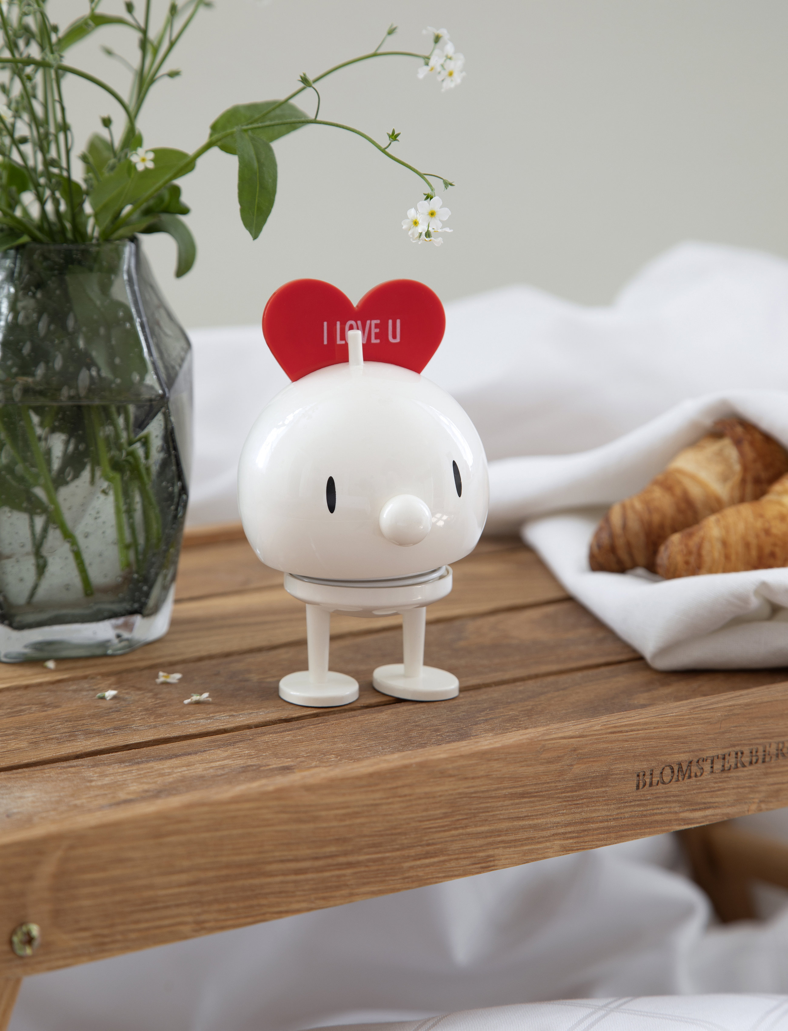 Hoptimist - Hoptimist Love Bumble - skulpturer & figurer - white - 3