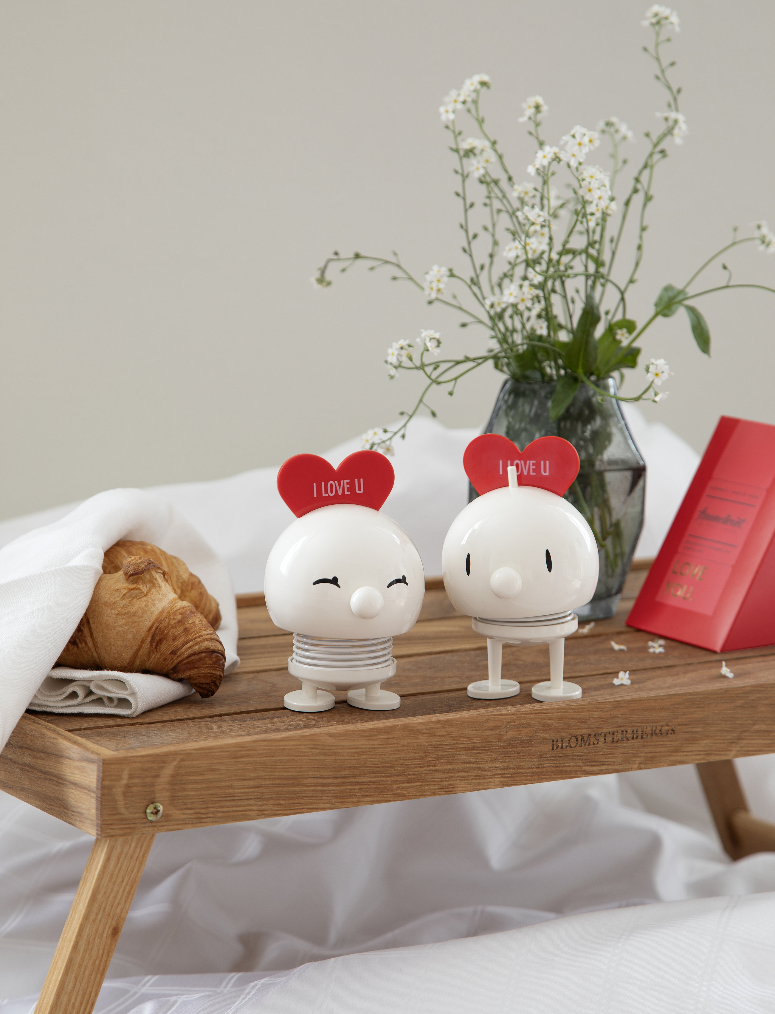 Hoptimist - Hoptimist Love Bumble - skulpturer & figurer - white - 4