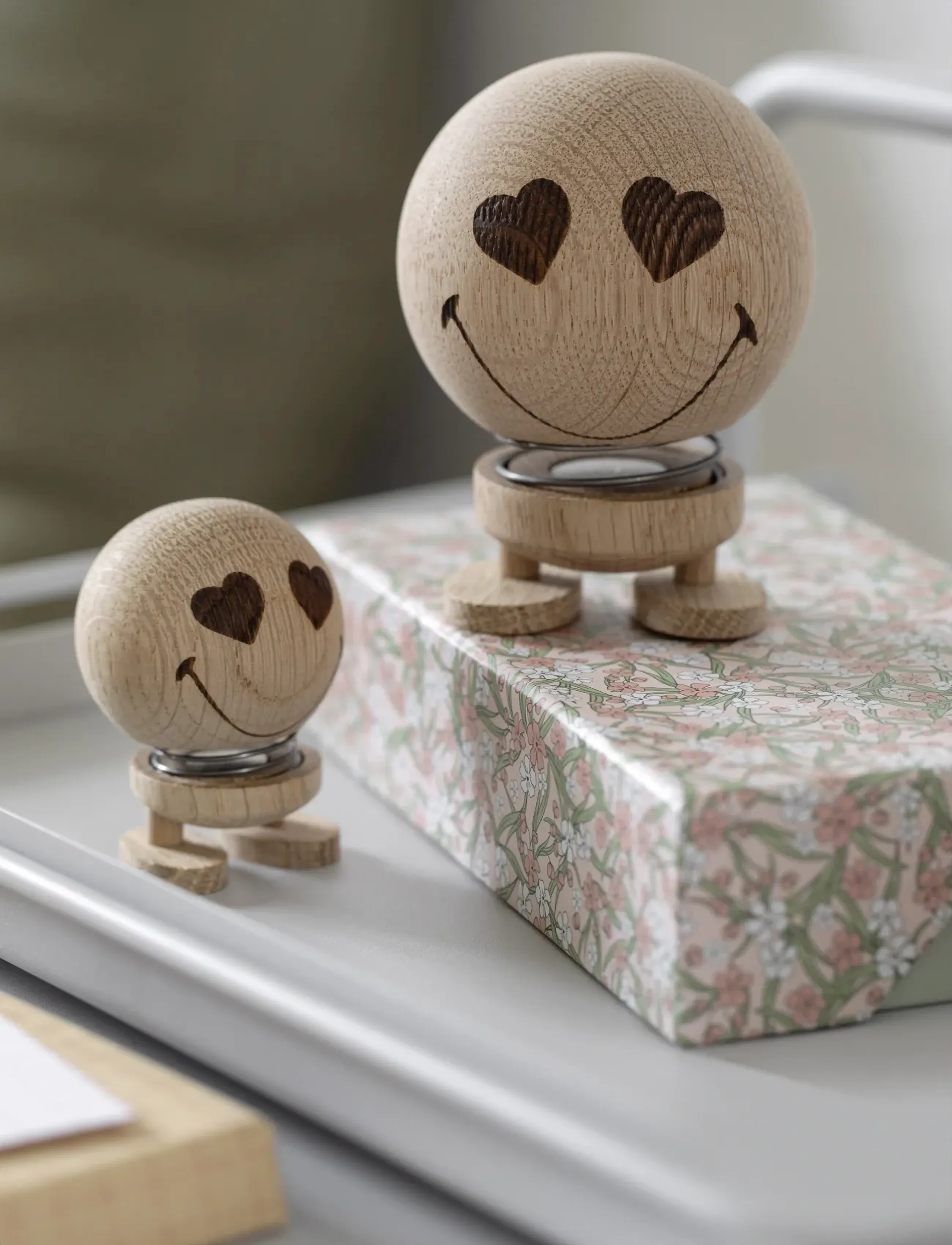 Hoptimist - Hoptimist Smiley Love - figures & sculptures - brown - 2