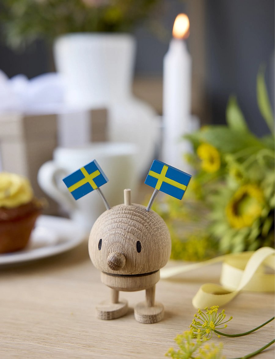 Hoptimist - Hoptimist Celebration Bumble Sweden S Raw oak - figuri ja skulptuurid - brun - 2