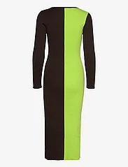Hosbjerg - Joa Knit Dress - tettsittende kjoler - brown/green - 1