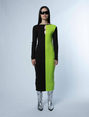 Hosbjerg - Joa Knit Dress - bodycon dresses - brown/green - 2