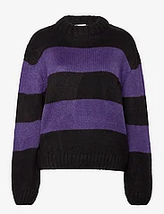 Hosbjerg - Lotti Stripe Knit Sweater - jumpers - black/purple - 0