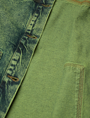 Hosbjerg - Leah Acid Denim Jacket - spring jackets - lime green - 4