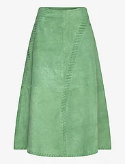 Hosbjerg - Nalyh Suede Skirt - midi skirts - amazon green - 0