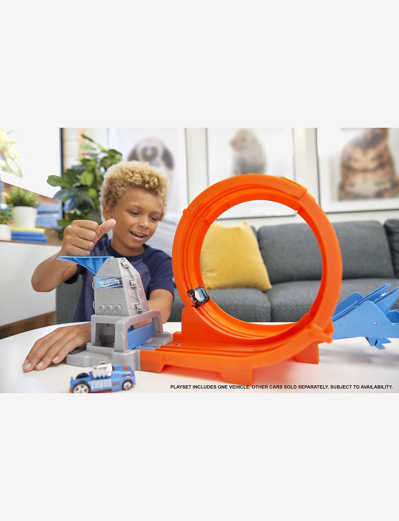 Hot Wheels - Action Loop Stunt Champion Track Set & 1 Diecast Car - bilbanor - multi color - 2