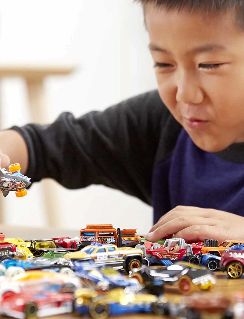 Hot Wheels - 20-Car Pack, 20 1:64 Scale Toy Vehicles for Kids 3 Years & Older - toy cars - multi color - 5