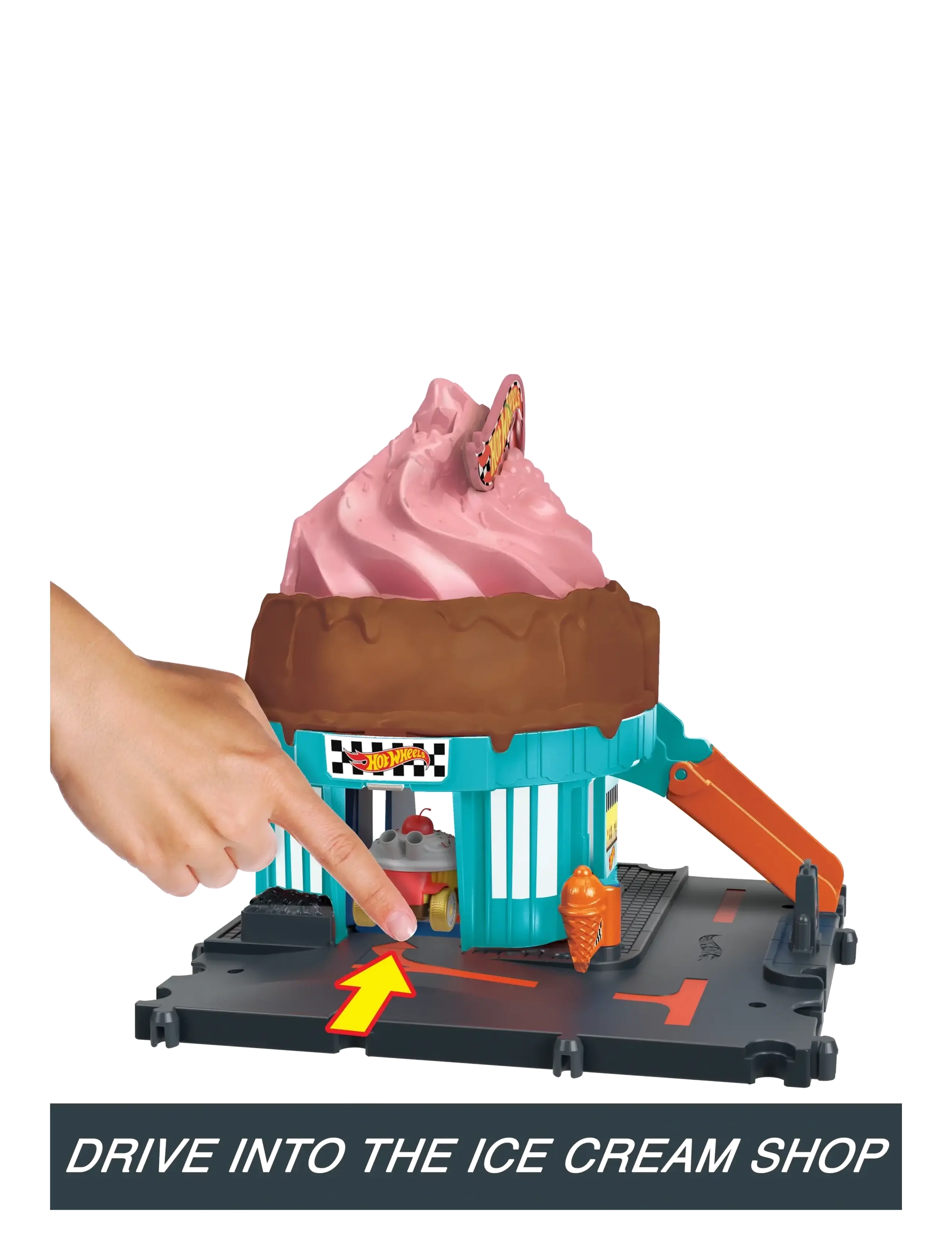 Hot Wheels - City Downtown Ice Cream Swirl Playset from the series “Let’s Race” with 1 Toy Car - spiel-sets - multicolor - 5