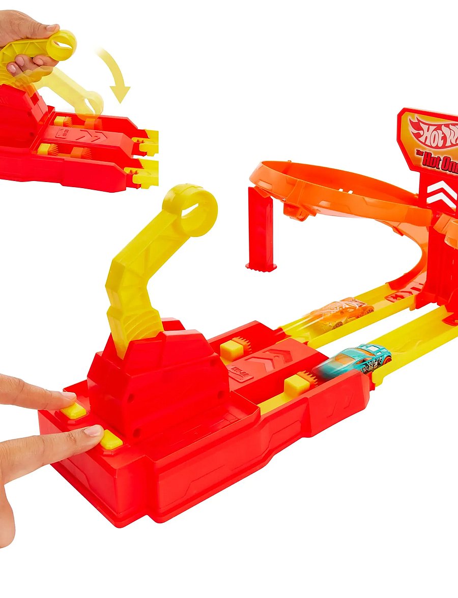 Hot Wheels - Action The Hot Ones Crash Speedway Frenzy Track Set with 2 1:64 Scale Die-Cast Toy Cars - multicolor - 3