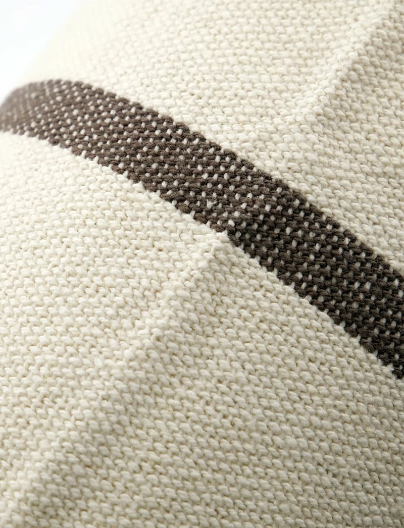 house doctor - Cushion cover, HDNula, Dark brown - kissenbezüge - dark brown - 2