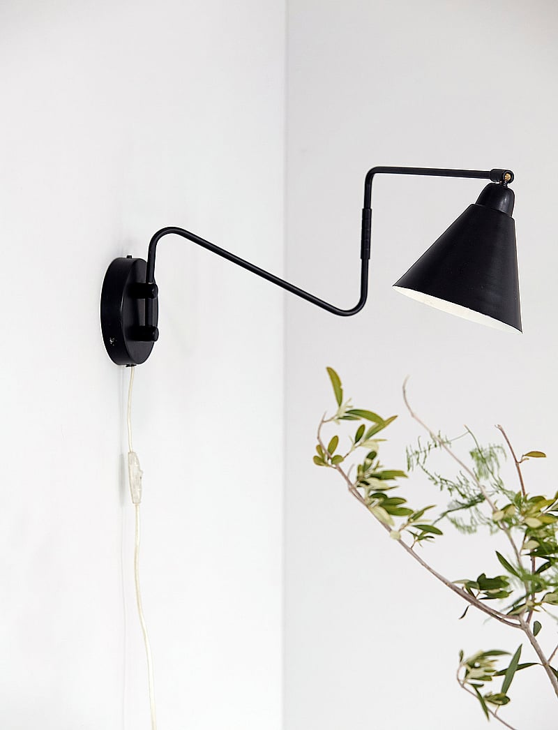 house doctor - Game Wall lamp - wandleuchten - black - 1