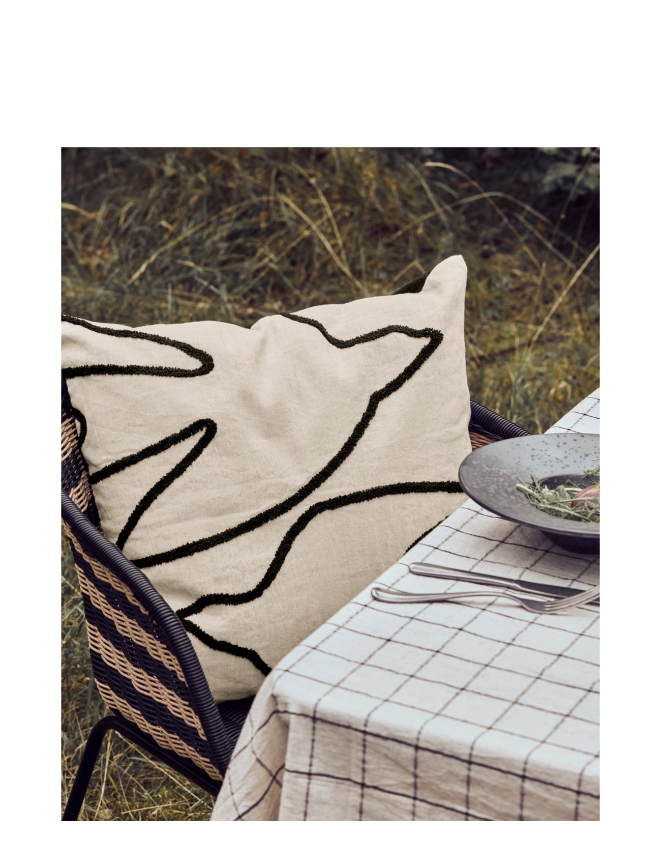 house doctor - Cushion cover, HDFly, Black, Off-wh - padjakatted - black, off-white - 2