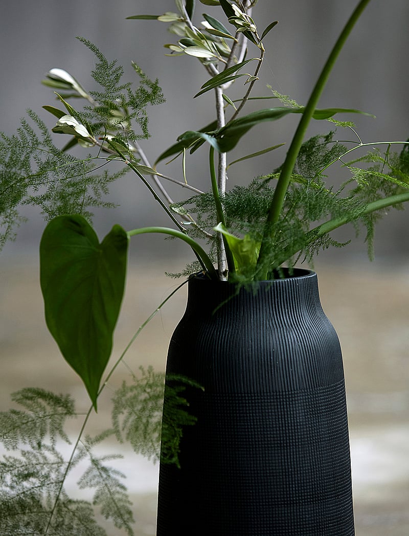 house doctor - Vase, HDGroove, Black - vaasid - black - 2