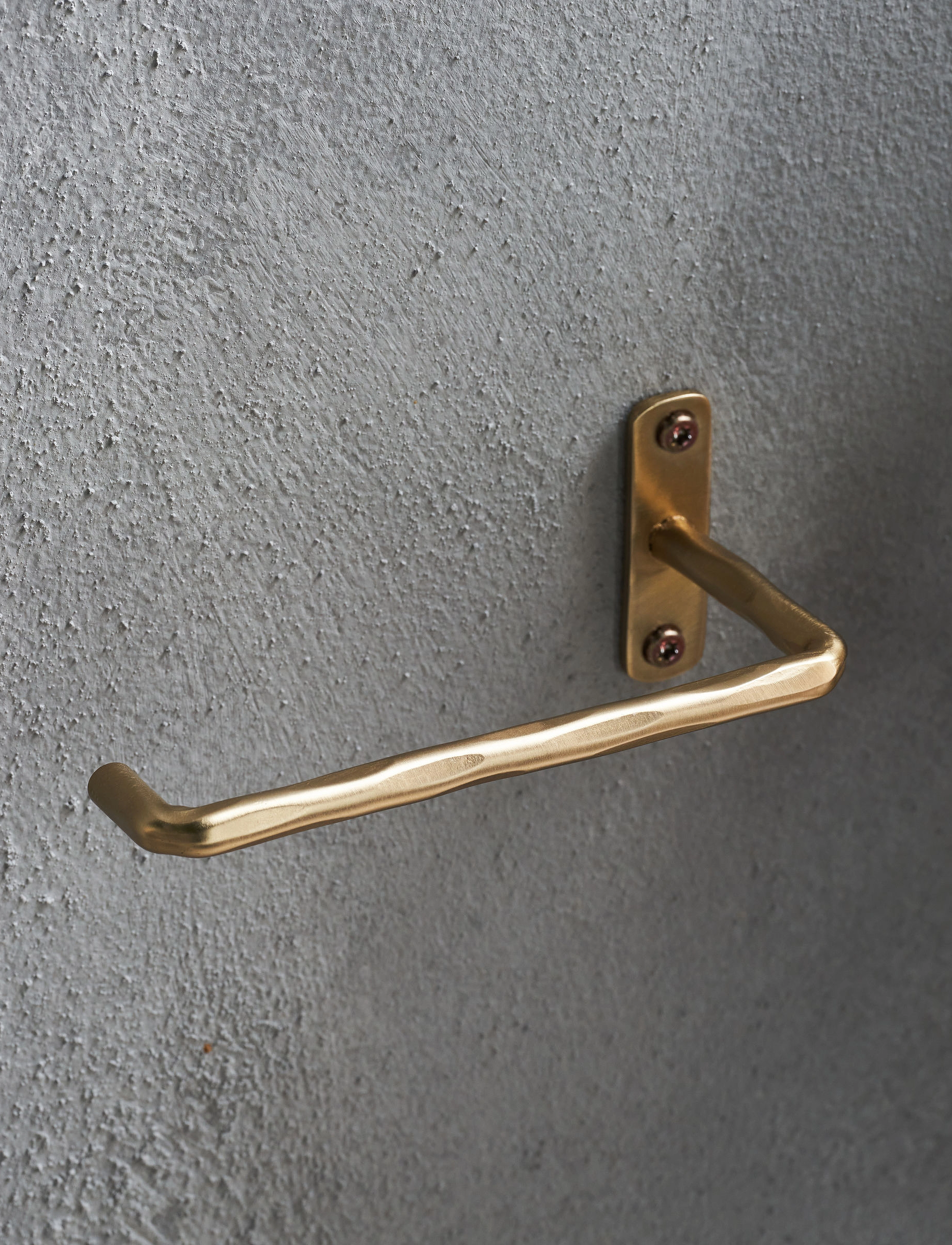 house doctor - Toilet paper holder, HDWelo, Brushe - crochets et supports - brushed brass finish - 4