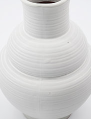 house doctor - Liva vase - big vases - white - 1