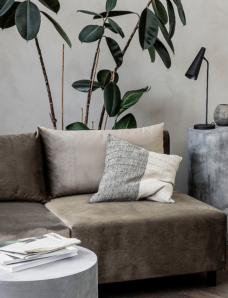 house doctor - Precise Table lamp - schreibtisch- & tischlampen - matte black - 1